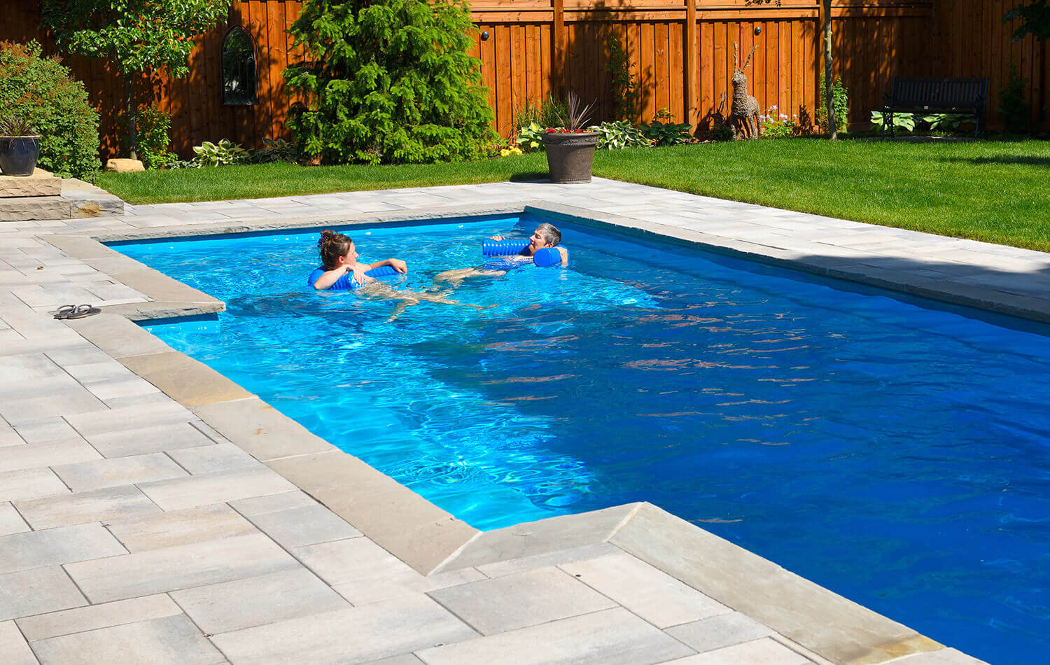 A Beginner's Guide to Fiberglass Pools